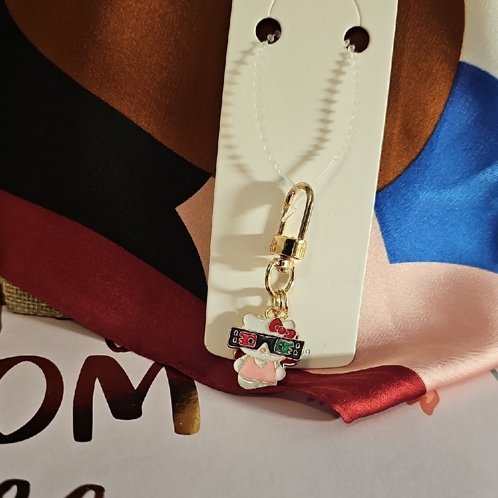 Gold and Pink Key & Card Holder Accessory